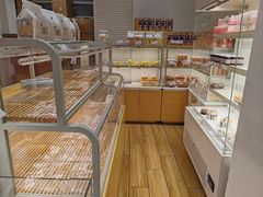 -好利来(康虹路店)