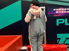 -极限PLAY运动娱乐新世界·团建派对表演休闲馆·室内高空游乐园