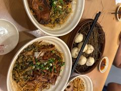 -佬钱湾仔(衣裳街店)