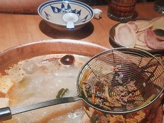 -洱火云南酸菜牛肉火锅(石景山当代商城店)