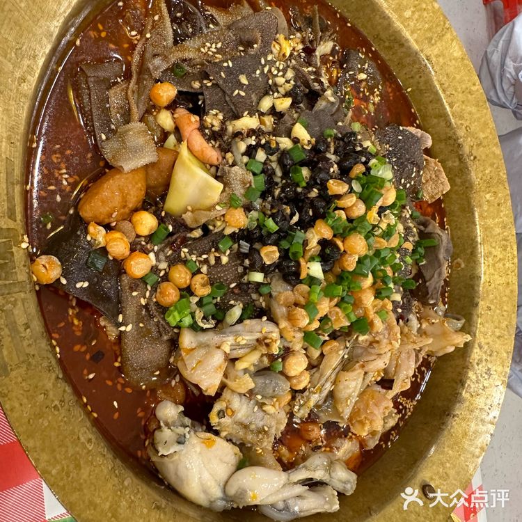 甜蜜的冰粉，辣中求凉！舌尖上的美味！