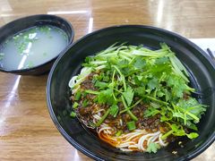 -耙豌豆重庆小面