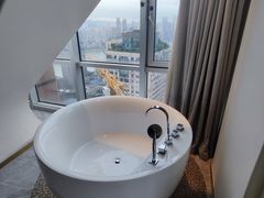 -Ting无边际江景酒店(重庆解放碑云端之眼店)