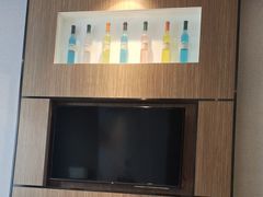 -潮漫酒店(北京通州环球度假区临河里地铁站店)