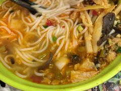 -笋爷高汤嗦螺粉·螺蛳粉(上社店)