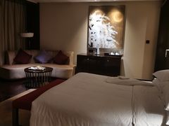 -成都保利公园皇冠假日酒店(熊猫基地店)