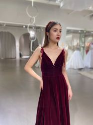 -艾米丽婚纱礼服