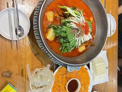 -喇喇排骨火锅·传统韩式脊骨汤(望京西园总店)