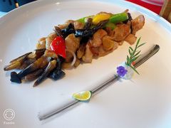 鸡枞菌爆爽肉-馋遇江南·精致湖景雅宴(东方之门店)