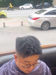 -MARTIN'S BARBER SHOP男士理发馆