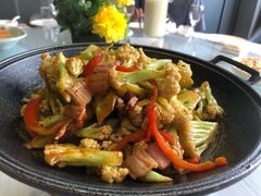 -临安鲲凌餐厅(钱王大街店)