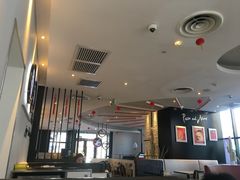 -必胜客(武汉欢乐谷店)