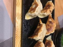 -越日本料理(新地假日广场店)
