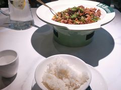 -费大厨辣椒炒肉(高铁吾悦广场店)