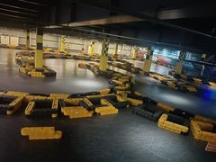 -极限PLAY运动娱乐新世界·团建派对潮玩休闲馆·室内蹦极高空游乐园