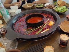 -黄潇洒老火锅(九眼桥宏济巷店)