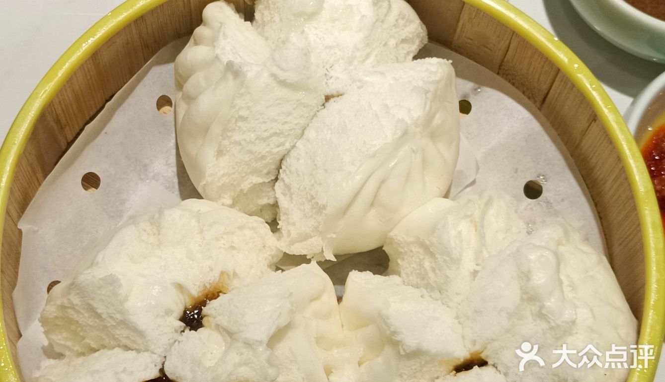 没想到雨花茶楼的广式点心做的比专门的粤式点心店还要好吃