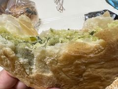 -白玉兰食品甜凤店(合生汇店)