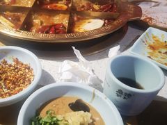 -麻辣英雄重庆火锅(二城广场店)