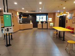 -麦当劳(石坝服务区店)