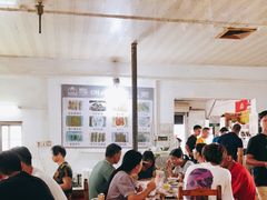 大堂-洲心明记烧肉大粥(总店)