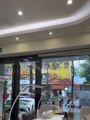 -花岐款式专研健康美甲沙龙