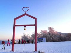 -亚布力新体委滑雪场