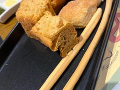 餐前面包法棍-安妮意大利餐厅(国贸店)