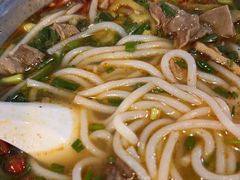 -炳记牛味粉店(四坊路店)