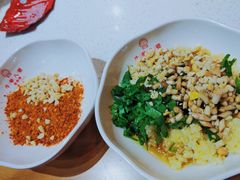 -牛华八婆麻辣烫(龙湖U城店)