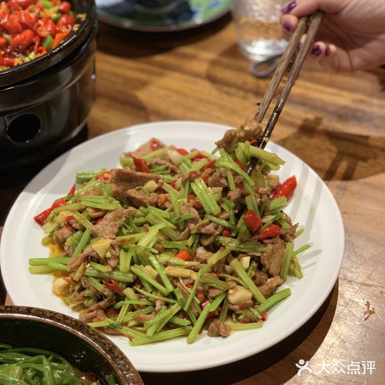 清晨落夜|从清晨到落夜,有酒有肉有江湖。