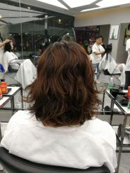 -变画·发型STUDIO
