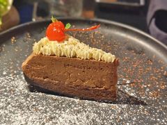 -BOURBON 玻本美式餐厅酒吧(虹桥新天地店)
