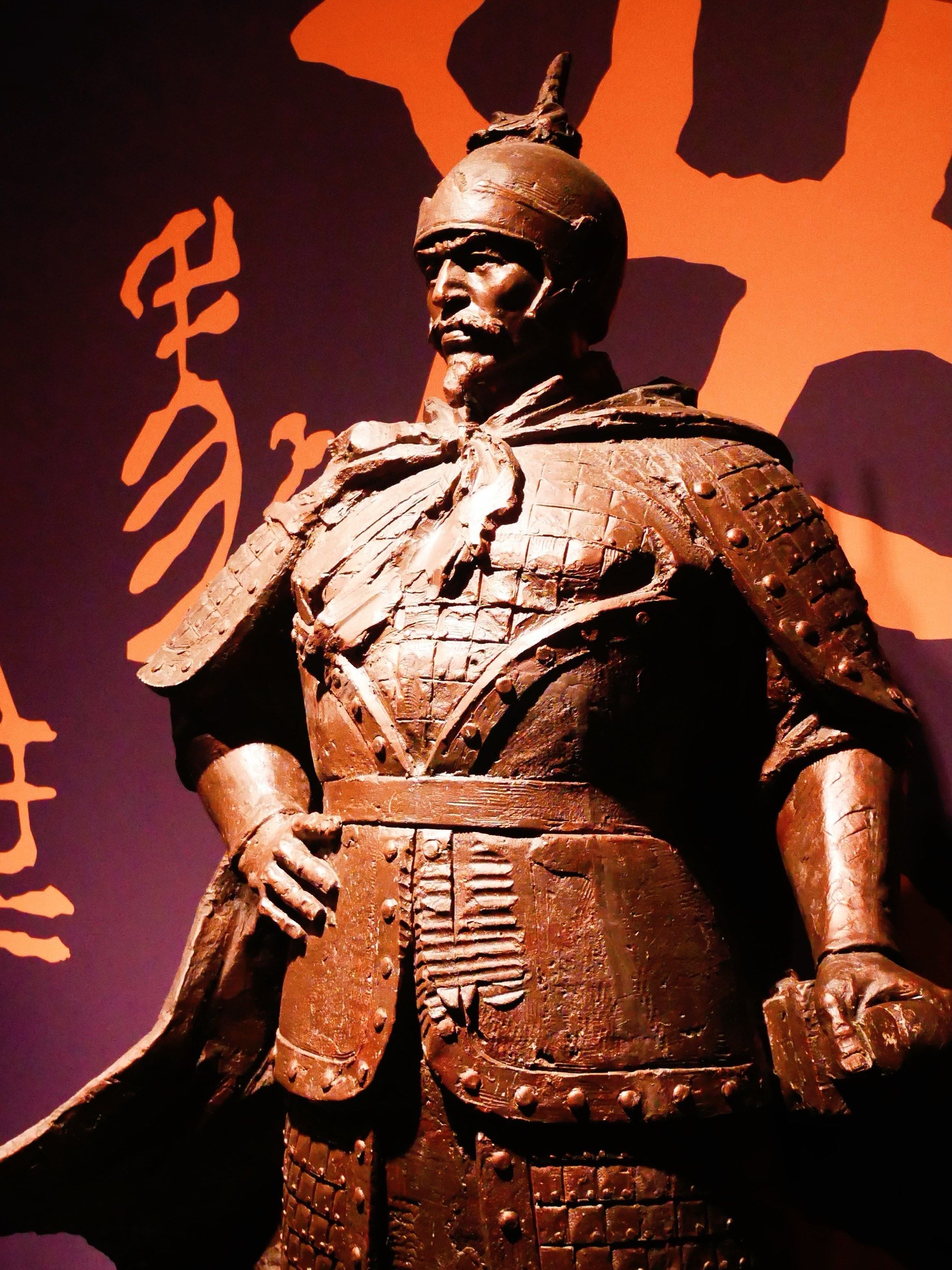 一座城市能否繁盛,首先是其军事地理位置决