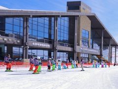 -长白山华美胜地滑雪场