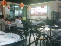 大堂-庞家烧烤客栈(炮台山店)