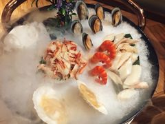 冬阴功海鲜煲冰盘-翅爷家煲仔翅
