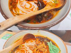 -百春原湖南牛肉粉(百联世纪店)