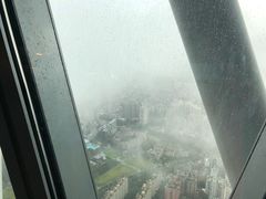 -广州塔卢特斯法国旋转餐厅