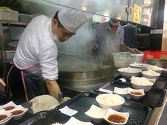 -黑山牛肉汤火锅(花城汇店)