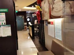-必胜客(机场路店)