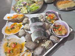 -围炉肉舍•炭烤活鳗•丹东海鲜烤肉(步行街店)