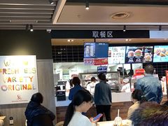 -肯德基(中纬店)