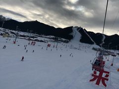 -丝绸之路山地度假区滑雪场