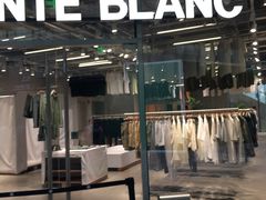 -迪桑特DESCENTE(北京三里屯BLANC店)