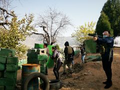 -南山特攻真人CS户外露营轰趴拓展基地
