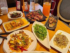 -隔壁老王·家常云南菜(花巷店)