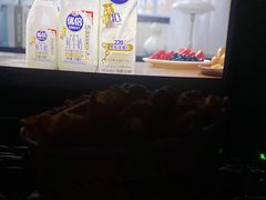 -英皇UA电影城(虹桥天地店)