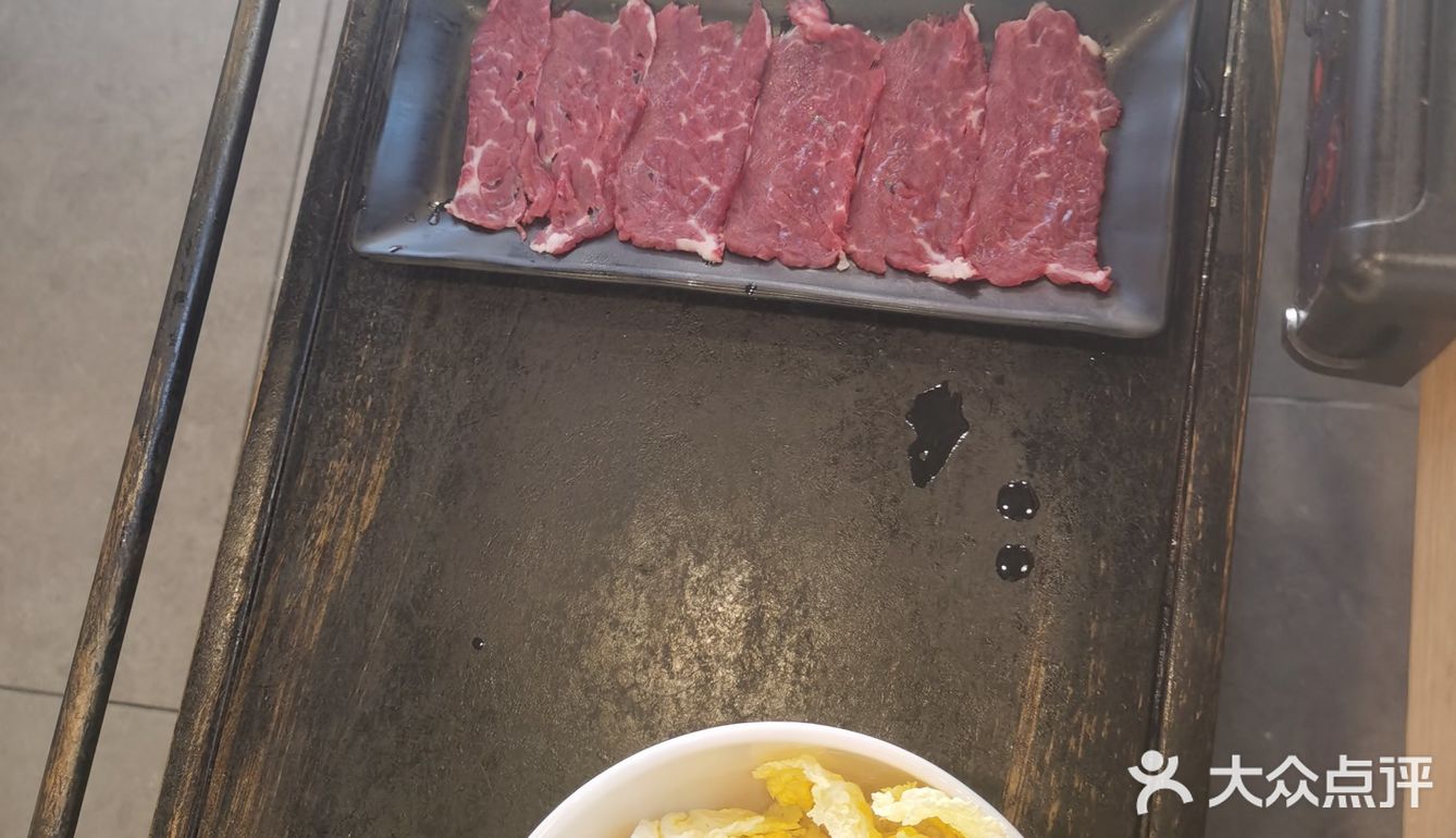 油条好评，跟以往吃的不同，这油条口感更厚实