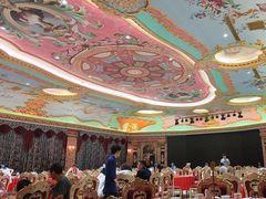 -套娃酒店-中餐厅